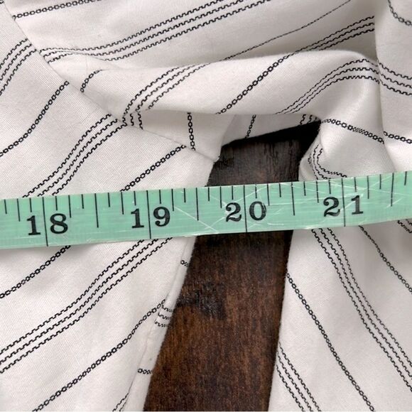JANE & DELANCEY ANTHROPOLOGIE | V Neck Stripe Balloon Puff Sleeve Top Blouse | M - Picture 8 of 10